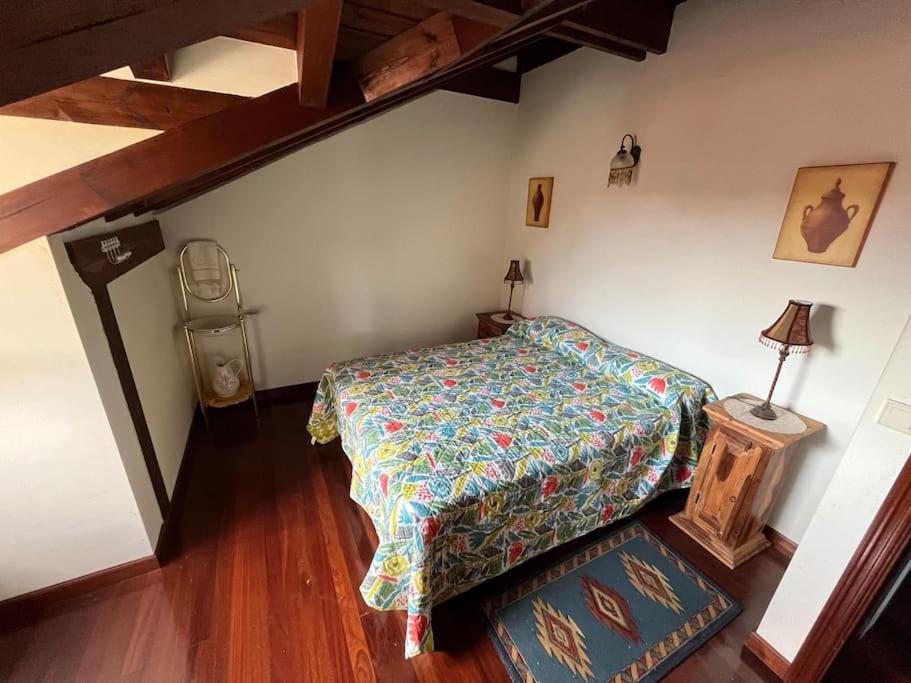 Apartamento Las Martas โกมิญาส ภายนอก รูปภาพ