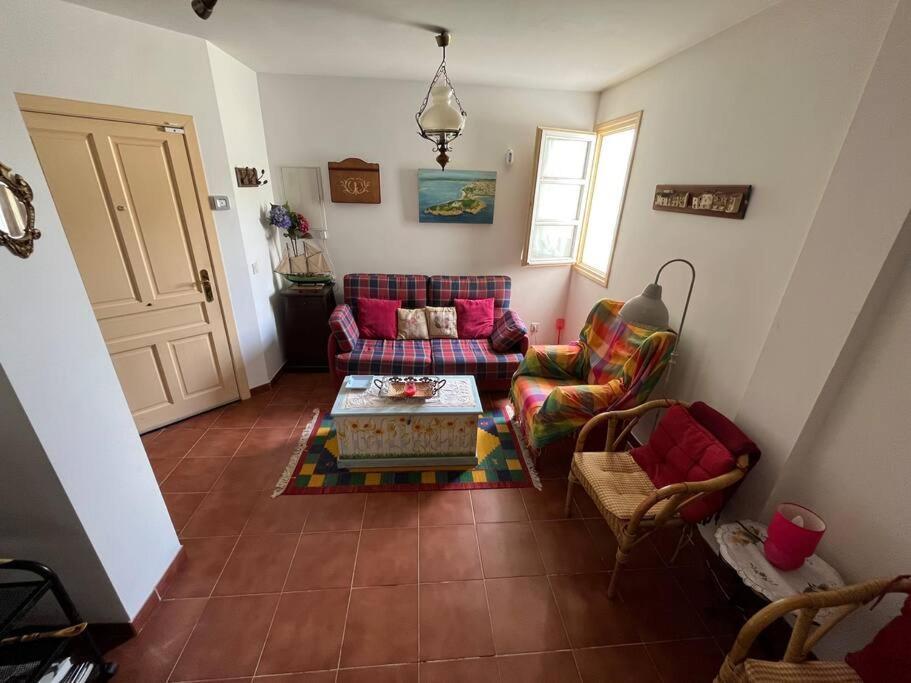 Apartamento Las Martas โกมิญาส ภายนอก รูปภาพ